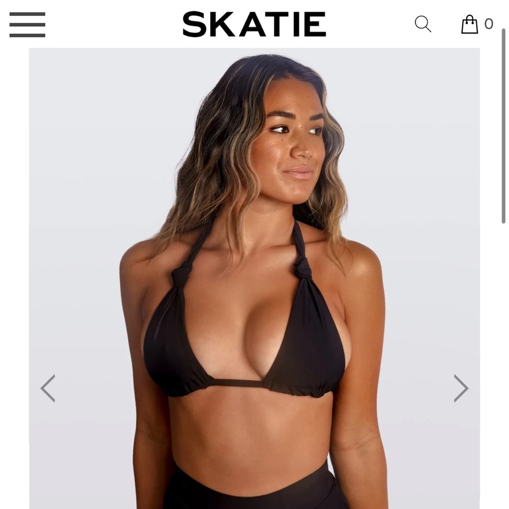 SKATIE- Black Darby Top in size large